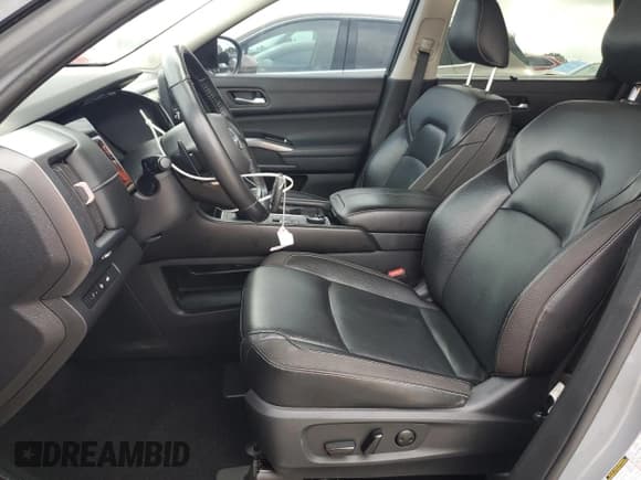 ✅ 2022 Nissan Pathfinder SL • VIN: 5N1DR3CD7NC229686 • Lot: 81312405. Listed on Copart with 75,614 mi. Free auction sales archive from the USA and detailed vehicle history report at DreamBid. Image 7.