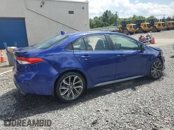 ✅ 2022 Toyota Corolla SE • VIN: 5YFS4MCE3NP125941 • Lot: 60933925. Wystawiony na Copart z przebiegiem 48 202 mil. Bezpłatny archiwum sprzedaży aukcyjnych z USA i szczegółowy raport historii pojazdu na DreamBid. Zdjęcie 3.