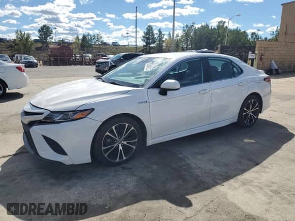 2020 Toyota Camry Hybrid SE с VIN 4T1G31AK2LU522276, выставлен на аукционе Copart как лот 86307915 с пробегом 125 899 миль миль и Чистый • Clean title. История ставок и продаж доступна на DreamBid. Изображение 1.