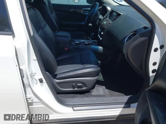 ✅ 2014 Nissan Pathfinder SL • VIN: 5N1AR2MN8EC726976 • Lot: 42853409. Listed on IAAI with 185,983 mi. Free auction sales archive from the USA and detailed vehicle history report at DreamBid. Image 5.