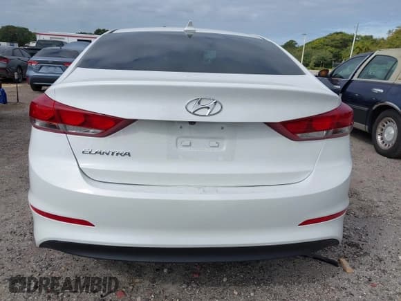 ✅ 2018 Hyundai Elantra SEL • VIN: 5NPD84LF4JH367277 • Lot: 43523338. Listed on IAAI with 129,486 mi. Free auction sales archive from the USA and detailed vehicle history report at DreamBid. Image 16.