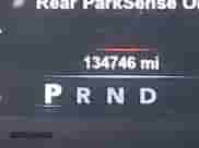 2017 Ram 1500 Night z VIN 1C6RR7MT4HS766699, wystawiony jako IAAI lot #41692973 z przebiegiem 134 746 mil mil oraz . Historia ofert i sprzedaży dostępna na DreamBid. Obrazek 15.