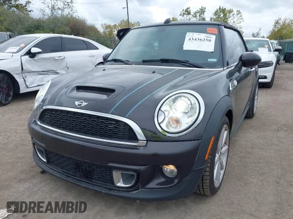 ✅ 2014 MINI Convertible S • VIN: WMWZP3C52ET707048 • Lot: 43436258. Listed on IAAI with 96,644 mi. Free auction sales archive from the USA and detailed vehicle history report at DreamBid. Image 19.