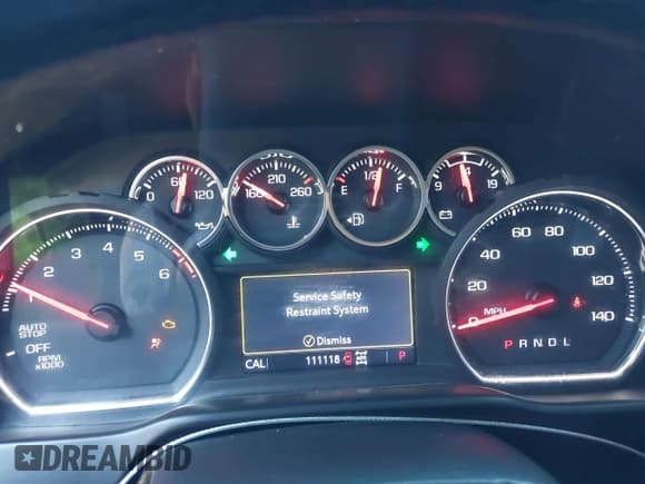 ✅ 2020 Chevrolet Silverado 1500 LT Trail Boss • VIN: 1GCPYFED8LZ117914 • Lot: 43580581. Wystawiony na IAAI z przebiegiem 111 118 mil. Bezpłatny archiwum sprzedaży aukcyjnych z USA i szczegółowy raport historii pojazdu na DreamBid. Zdjęcie 7.