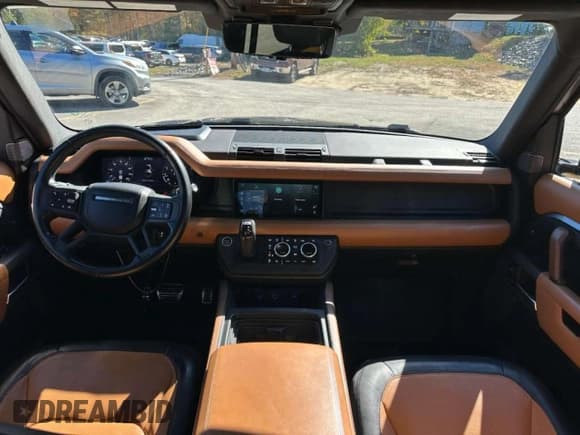 ✅ 2020 Land Rover Defender X • VIN: SALEXEEU7L2028423 • Lot: 87230695. Listed on Copart with 121,210 mi. Free auction sales archive from the USA and detailed vehicle history report at DreamBid. Image 7.