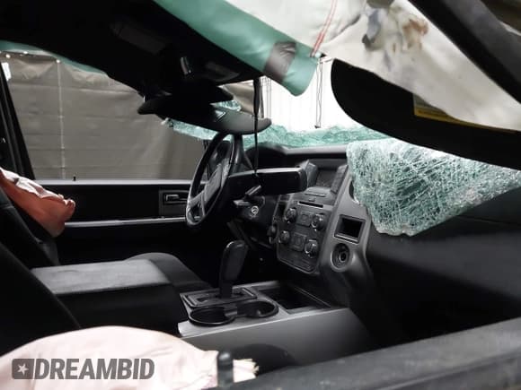 ✅ 2016 Ford Expedition Max XLT • VIN: 1FMJK1JT1GEF27826 • Lot: 42184631. Wystawiony na IAAI z przebiegiem 238 925 mil. Bezpłatny archiwum sprzedaży aukcyjnych z USA i szczegółowy raport historii pojazdu na DreamBid. Zdjęcie 5.