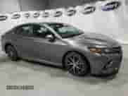 2023 Toyota Camry SE с VIN 4T1G11AK6PU770235, выставлен на аукционе Copart как лот 71582115 с пробегом 41 352 миль миль и Чистый • Clean title. История ставок и продаж доступна на DreamBid. Изображение 4.