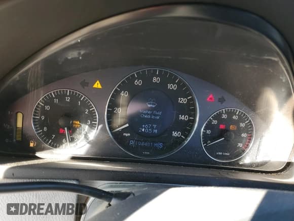 ✅ 2003 Mercedes-Benz CLK 500 • VIN: WDBTJ75J23F016902 • Lot: 86643094. Listed on Copart with 194,481 mi. Free auction sales archive from the USA and detailed vehicle history report at DreamBid. Image 9.