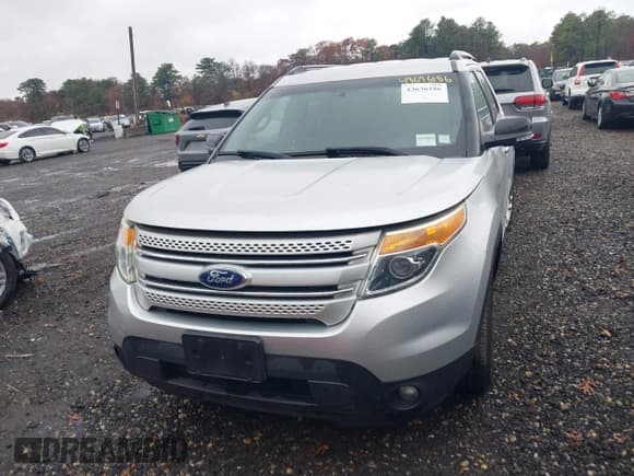 ✅ 2015 Ford Explorer XLT • VIN: 1FM5K8D87FGB15026 • Lot: 43636186. Wystawiony na IAAI z przebiegiem 132 360 mil. Bezpłatny archiwum sprzedaży aukcyjnych z USA i szczegółowy raport historii pojazdu na DreamBid. Zdjęcie 12.