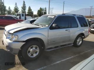 ✅ 2002 Ford Explorer • VIN: 1FMCU60E52UB90353 • Lot: 75659554. Wystawiony na Copart z przebiegiem 212 592 mil. Bezpłatny archiwum sprzedaży aukcyjnych z USA i szczegółowy raport historii pojazdu na DreamBid. Zdjęcie 1.