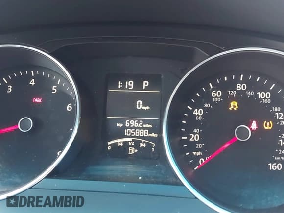 ✅ 2015 Volkswagen Jetta SE • VIN: 3VWD17AJ0FM258133 • Lot: 42191943. Listed on IAAI with 105,888 mi. Free auction sales archive from the USA and detailed vehicle history report at DreamBid. Image 7.