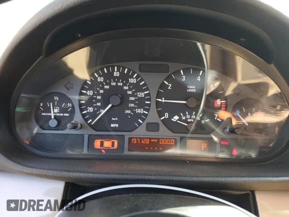 ✅ 2001 BMW 3 Series 325i • VIN: WBAAN37461ND49720 • Lot: 81226375. Wystawiony na Copart z przebiegiem 197 128 mil. Bezpłatny archiwum sprzedaży aukcyjnych z USA i szczegółowy raport historii pojazdu na DreamBid. Zdjęcie 9.