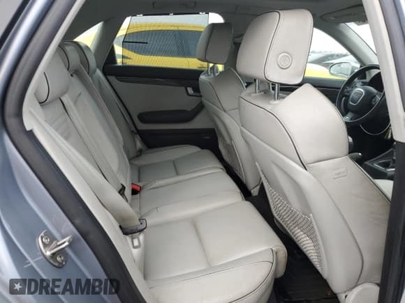 ✅ 2008 Audi RS 4 • VIN: WUADU78E78N900345 • Lot: 45153045. Wystawiony na Copart z przebiegiem 142 835 mil. Bezpłatny archiwum sprzedaży aukcyjnych z USA i szczegółowy raport historii pojazdu na DreamBid. Zdjęcie 10.