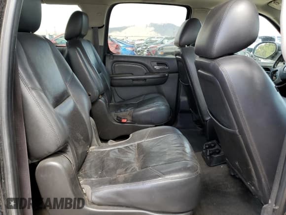 ✅ 2011 GMC Yukon XL Denali • VIN: 1GKS2MEF1BR398071 • Lot: 56171705. Wystawiony na Copart z przebiegiem 163 775 mil. Bezpłatny archiwum sprzedaży aukcyjnych z USA i szczegółowy raport historii pojazdu na DreamBid. Zdjęcie 11.