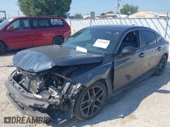 ✅ 2022 Honda Civic Sport Touring • VIN: 19XFL1H80NE006493 • Lot: 42944963. Wystawiony na IAAI z przebiegiem 75 726 mil. Bezpłatny archiwum sprzedaży aukcyjnych z USA i szczegółowy raport historii pojazdu na DreamBid. Zdjęcie 18.