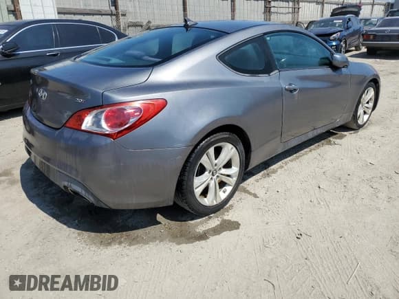 ✅ 2011 Hyundai Genesis Coupe • VIN: KMHHT6KD2BU058695 • Lot: 64566155. Wystawiony na Copart z przebiegiem 58 697 mil. Bezpłatny archiwum sprzedaży aukcyjnych z USA i szczegółowy raport historii pojazdu na DreamBid. Zdjęcie 3.