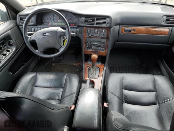 ✅ 1998 Volvo V70 XC Cross Country • VIN: YV1LZ5642W2435930 • Лот: 52203545. Опубликован ранее на Copart с пробегом 254 226 миль. Бесплатный доступ к архиву аукционных продаж из США и подробный отчёт об истории автомобиля на DreamBid. Изображение 8.