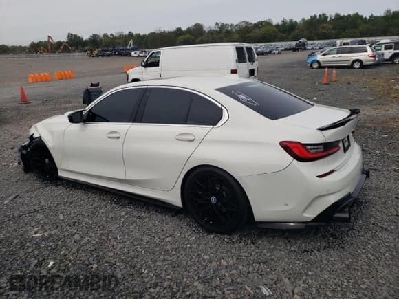 ✅ 2020 BMW 3 Series 330i xDrive • VIN: WBA5R7C0XLFH50488 • Lot: 84413635. Wystawiony na Copart z przebiegiem 92 816 mil. Bezpłatny archiwum sprzedaży aukcyjnych z USA i szczegółowy raport historii pojazdu na DreamBid. Zdjęcie 2.