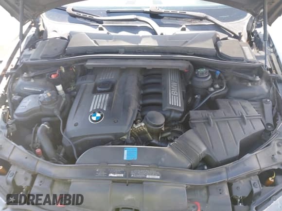 ✅ 2007 BMW 3 Series 328i • VIN: WBAVC53587FZ76498 • Лот: 42110897. Опубликован ранее на IAAI с пробегом 178 823 миль. Бесплатный доступ к архиву аукционных продаж из США и подробный отчёт об истории автомобиля на DreamBid. Изображение 10.