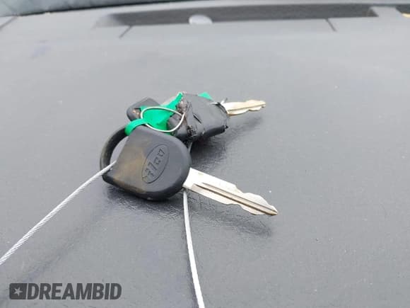 ✅ 2012 Ford F-150 XL • VIN: 1FTMF1CM4CKE25654 • Лот: 41961898. Опубликован ранее на IAAI с пробегом 288 253 миль. Бесплатный доступ к архиву аукционных продаж из США и подробный отчёт об истории автомобиля на DreamBid. Изображение 11.