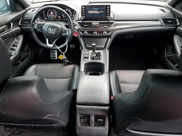 ✅ 2018 Honda Accord Sport • VIN: 1HGCV2E35JA010811 • Лот: 70744205. Опубликован ранее на Copart с пробегом 165 562 миль. Бесплатный доступ к архиву аукционных продаж из США и подробный отчёт об истории автомобиля на DreamBid. Изображение 8.