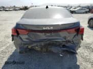 ✅ 2023 Kia Forte LXS • VIN: 3KPF24AD6PE543450 • Lot: 68782825. Wystawiony na Copart z przebiegiem 72 402 mil. Bezpłatny archiwum sprzedaży aukcyjnych z USA i szczegółowy raport historii pojazdu na DreamBid. Zdjęcie 6.