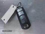 ✅ 2017 Mazda 3 Sport • VIN: 3MZBN1U77HM134209 • Lot: 42562018. Wystawiony na IAAI z przebiegiem 136 971 mil. Bezpłatny archiwum sprzedaży aukcyjnych z USA i szczegółowy raport historii pojazdu na DreamBid. Zdjęcie 11.