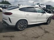 ✅ 2022 BMW X6 xDrive40i • VIN: 5UXCY6C02N9N26734 • Лот: 62832793. Опубликован ранее на Copart с пробегом Не указан. Бесплатный доступ к архиву аукционных продаж из США и подробный отчёт об истории автомобиля на DreamBid. Изображение 3.
