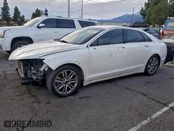 ✅ 2015 Lincoln MKZ • VIN: 3LN6L2G91FR615856 • Lot: 93449035. Wystawiony na Copart z przebiegiem 195 427 mil. Bezpłatny archiwum sprzedaży aukcyjnych z USA i szczegółowy raport historii pojazdu na DreamBid. Zdjęcie 1.