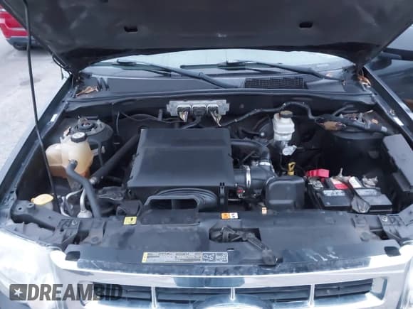 ✅ 2009 Ford Escape Limited • VIN: 1FMCU04G99KA79903 • Lot: 43912769. Listed on IAAI with 169,916 mi. Free auction sales archive from the USA and detailed vehicle history report at DreamBid. Image 10.