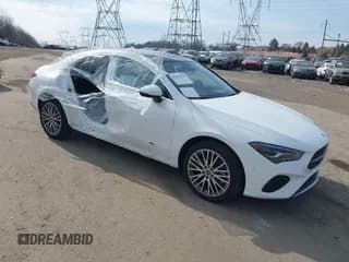 ✅ 2025 Mercedes-Benz CLA 250 • VIN: W1K5J4HB5SN499292 • Lot: 41691270. Wystawiony na IAAI z przebiegiem 5 820 mil. Bezpłatny archiwum sprzedaży aukcyjnych z USA i szczegółowy raport historii pojazdu na DreamBid. Zdjęcie 1.