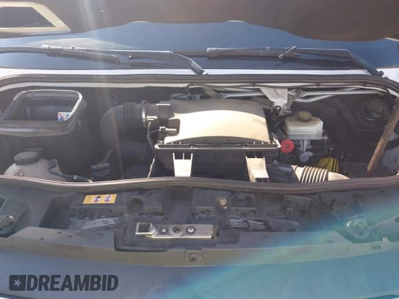 ✅ 2019 Mercedes-Benz Sprinter Cargo • VIN: W1W4EBVYXKP194953 • Lot: 41680933. Listed on IAAI with 102,523 mi. Free auction sales archive from the USA and detailed vehicle history report at DreamBid. Image 10.