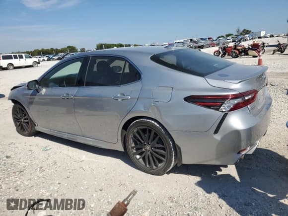 ✅ 2021 Toyota Camry XSE • VIN: 4T1K61AK8MU572425 • Lot: 85012115. Listed on Copart with 134,451 mi. Free auction sales archive from the USA and detailed vehicle history report at DreamBid. Image 2.