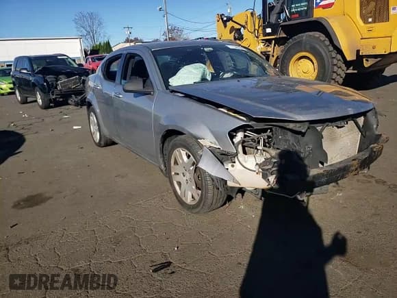 ✅ 2014 Dodge Avenger SE • VIN: 1C3CDZAB9EN226221 • Lot: 77946304. Wystawiony na Copart z przebiegiem 100 052 mil. Bezpłatny archiwum sprzedaży aukcyjnych z USA i szczegółowy raport historii pojazdu na DreamBid. Zdjęcie 11.