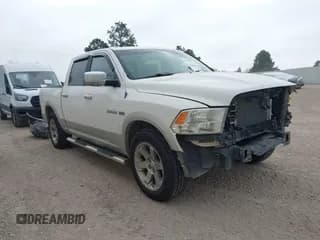 ✅ 2009 Dodge 1500 Sport • VIN: 1D3HB13T99S705378 • Lot: 41536688. Wystawiony na IAAI z przebiegiem 138 898 mil. Bezpłatny archiwum sprzedaży aukcyjnych z USA i szczegółowy raport historii pojazdu na DreamBid. Zdjęcie 1.