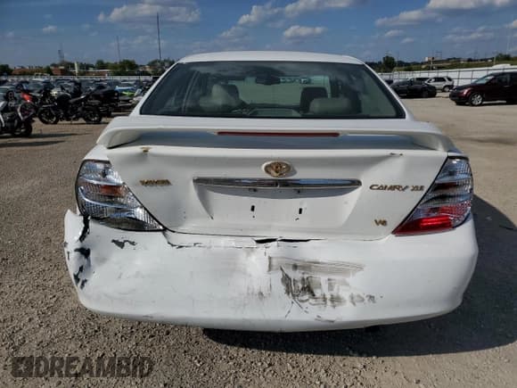 ✅ 2002 Toyota Camry XLE • VIN: 4T1BF30K52U028748 • Lot: 71457145. Wystawiony na Copart z przebiegiem 183 390 mil. Bezpłatny archiwum sprzedaży aukcyjnych z USA i szczegółowy raport historii pojazdu na DreamBid. Zdjęcie 6.