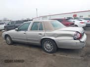 ✅ 2008 Mercury Grand Marquis GS • VIN: 2MEFM74V08X659222 • Lot: 43720948. Wystawiony na IAAI z przebiegiem Nie podano. Bezpłatny archiwum sprzedaży aukcyjnych z USA i szczegółowy raport historii pojazdu na DreamBid. Zdjęcie 14.