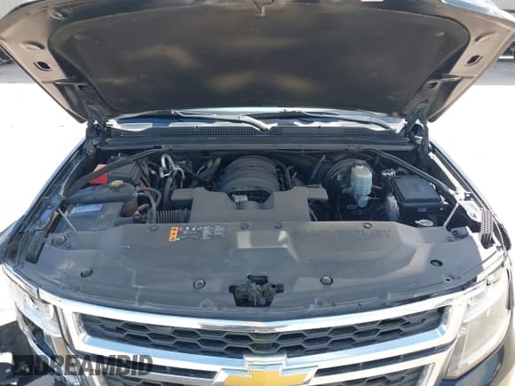 ✅ 2020 Chevrolet Suburban LT • VIN: 1GNSCHKC2LR305366 • Lot: 42080587. Wystawiony na IAAI z przebiegiem 163 540 mil. Bezpłatny archiwum sprzedaży aukcyjnych z USA i szczegółowy raport historii pojazdu na DreamBid. Zdjęcie 10.