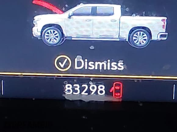 ✅ 2021 Chevrolet Silverado 1500 RST • VIN: 3GCPWDED0MG131690 • Lot: 42199939. Wystawiony na IAAI z przebiegiem 83 298 mil. Bezpłatny archiwum sprzedaży aukcyjnych z USA i szczegółowy raport historii pojazdu na DreamBid. Zdjęcie 15.