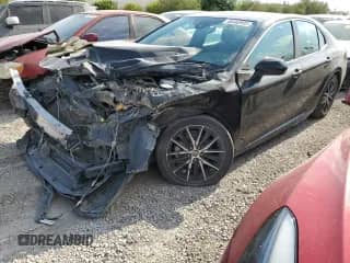 2021 Toyota Camry Hybrid SE z VIN 4T1G31AK2MU568742, wystawiony jako Copart lot #65463995 z przebiegiem 99 423 mil mil oraz Szkoda całkowita • Salvage title. Historia ofert i sprzedaży dostępna na DreamBid. Obrazek 1.