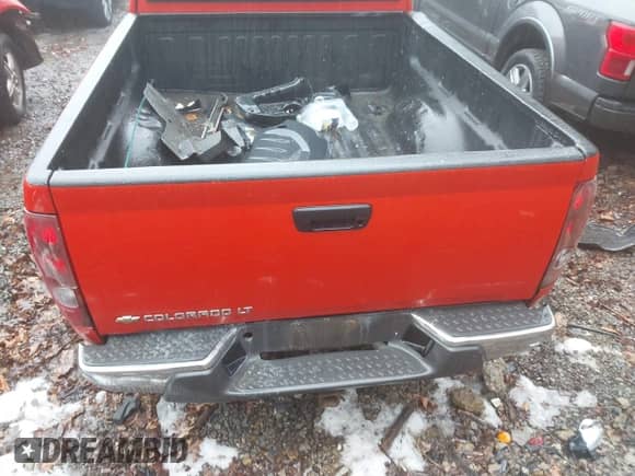 2008 Chevrolet Colorado 2LT with VIN 1GCDT49E588230161, listed as a IAAI auction lot 41446640 with 202,113 mi miles and . Bid and sale history available at DreamBid. Image 16.