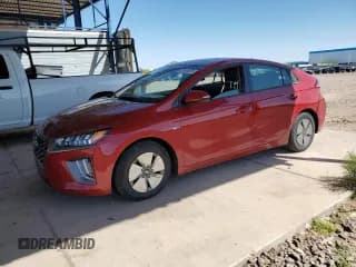✅ 2020 Hyundai Ioniq Preferred • VIN: KMHC85LC7LU207289 • Lot: 52905835. Wystawiony na Copart z przebiegiem 69 987 mil. Bezpłatny archiwum sprzedaży aukcyjnych z USA i szczegółowy raport historii pojazdu na DreamBid. Zdjęcie 1.