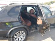 ✅ 2011 BMW X5 50i • VIN: 5UXZV8C58BL418921 • Lot: 43231419. Listed on IAAI with 118,577 mi. Free auction sales archive from the USA and detailed vehicle history report at DreamBid. Image 8.