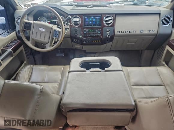 ✅ 2008 Ford F-350 XL • VIN: 1FTWW31R08EA49303 • Lot: 94504035. Listed on Copart with 215,497 mi. Free auction sales archive from the USA and detailed vehicle history report at DreamBid. Image 8.