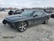 ✅ 2014 Dodge Challenger R/T Classic • VIN: 2C3CDYBT8EH310802 • Lot: 42165015. Wystawiony na Copart z przebiegiem 123 806 mil. Bezpłatny archiwum sprzedaży aukcyjnych z USA i szczegółowy raport historii pojazdu na DreamBid. Zdjęcie 1.