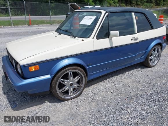 ✅ 1989 Volkswagen Cabriolet • VIN: WVWCA0155KK028971 • Lot: 42773317. Listed on IAAI with 200,236 mi. Free auction sales archive from the USA and detailed vehicle history report at DreamBid. Image 18.