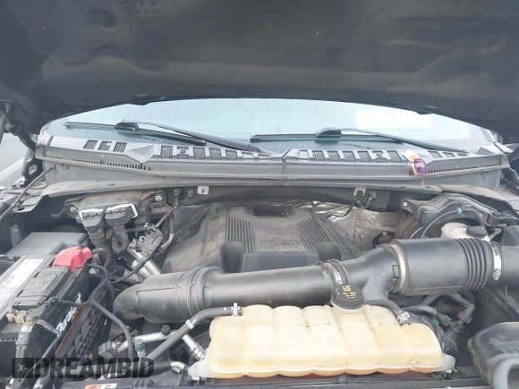 ✅ 2017 Ford F-150 XL • VIN: 1FTEW1EG7HFB08852 • Lot: 43000356. Listed on IAAI with 139,870 mi. Free auction sales archive from the USA and detailed vehicle history report at DreamBid. Image 10.