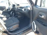 ✅ 2020 Jeep Renegade Latitude • VIN: ZACNJABB6LPL04579 • Lot: 43478125. Listed on IAAI with 51,260 mi. Free auction sales archive from the USA and detailed vehicle history report at DreamBid. Image 5.