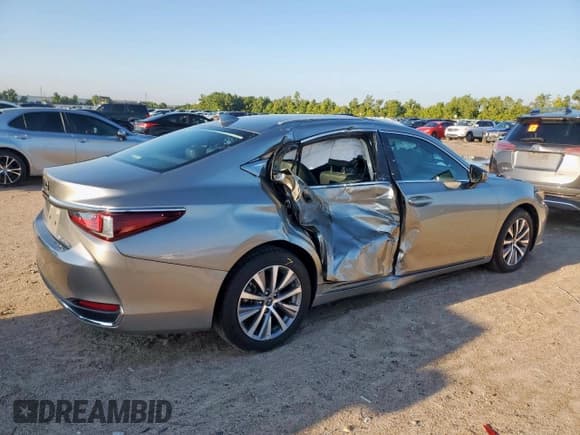 ✅ 2021 Lexus ES 250 • VIN: 58AD11D10MU001580 • Лот: 71917365. Опубликован ранее на Copart с пробегом 53 185 миль. Бесплатный доступ к архиву аукционных продаж из США и подробный отчёт об истории автомобиля на DreamBid. Изображение 3.