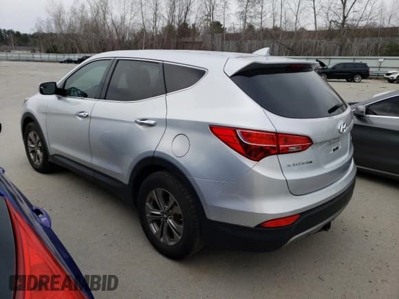 ✅ 2015 Hyundai Santa Fe • VIN: 5XYZT3LB8FG292240 • Лот: 47212253. Опубликован ранее на Copart с пробегом 132 430 миль. Бесплатный доступ к архиву аукционных продаж из США и подробный отчёт об истории автомобиля на DreamBid. Изображение 2.